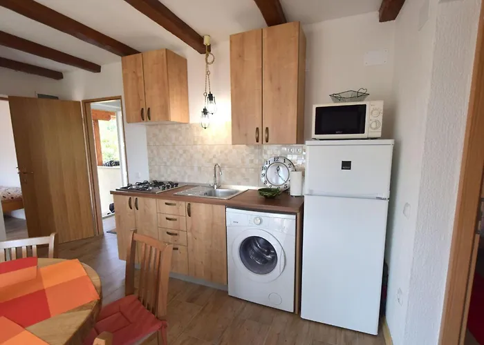 Neven By Interhome * Čižići