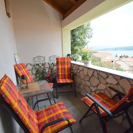 Neven By Interhome * Cizici